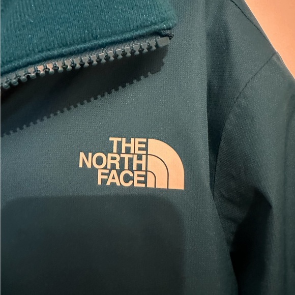 Girls teal North Face rain jacket 2-in-1. - Picture 4 of 5